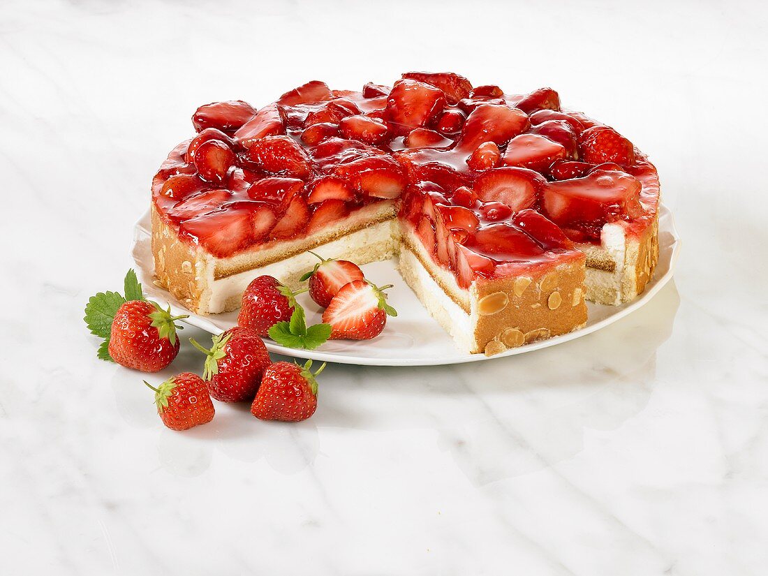 Strawberry gateau