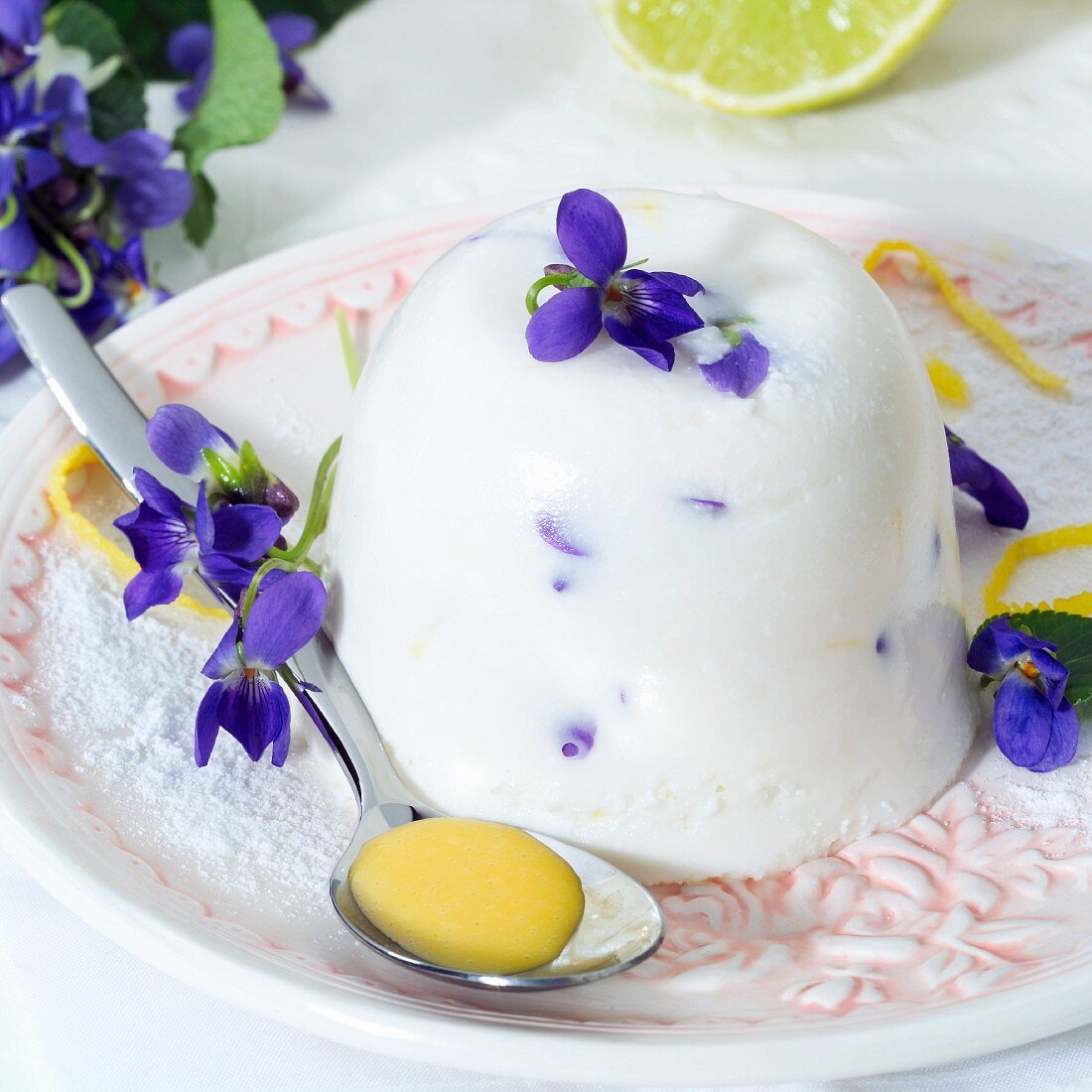 Violet pudding