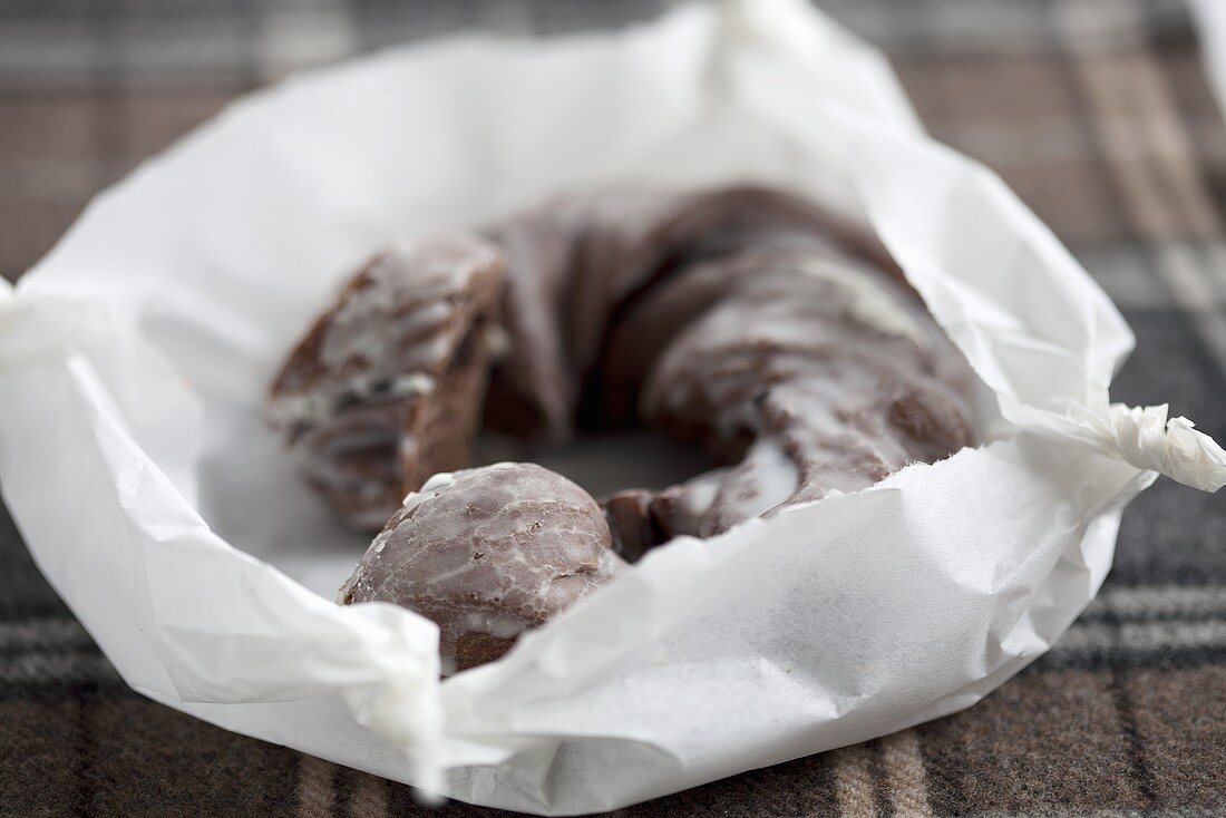 Schokoladenkranz mit Zuckerguss