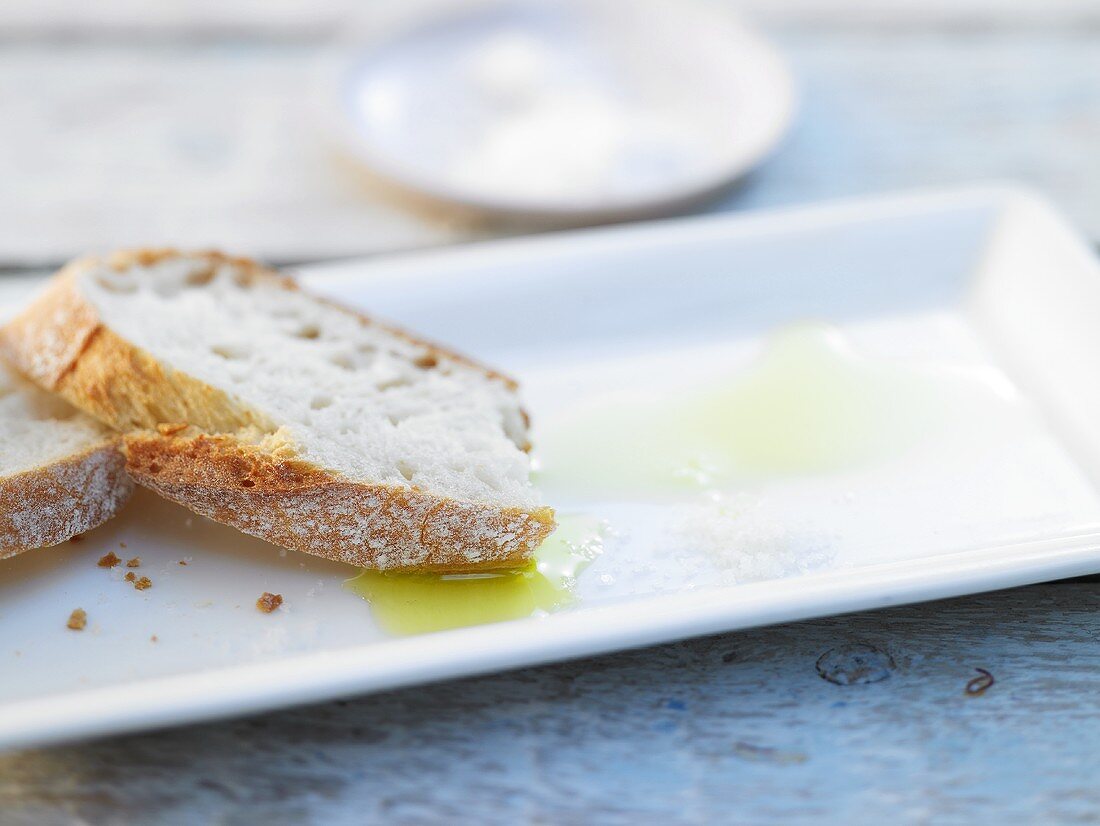 White bread and olive oil