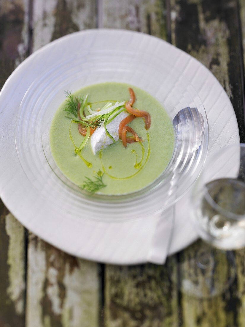 Cold cucumber soup with ricotta