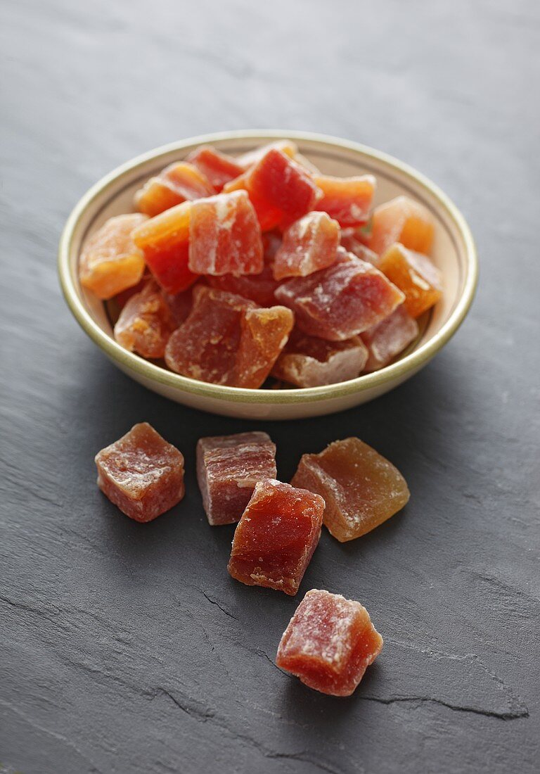 Dried papaya cubes