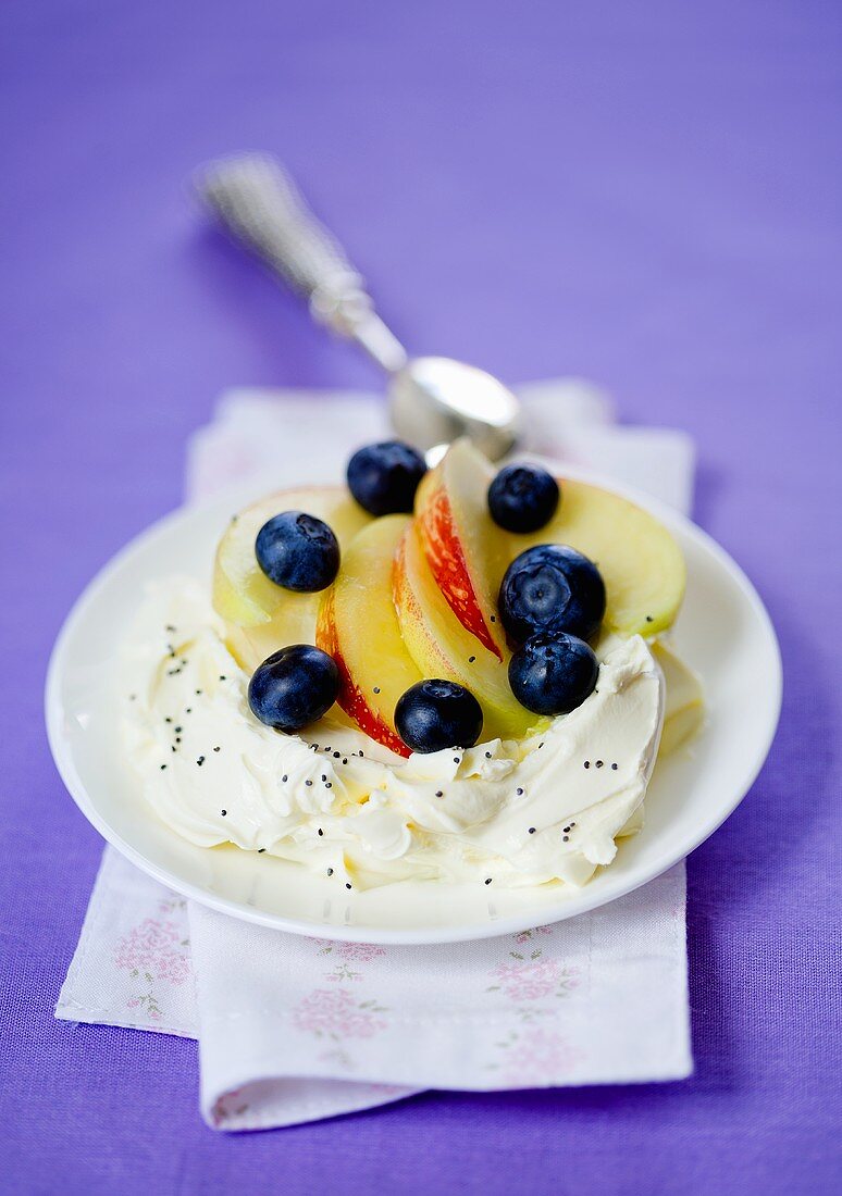 Mascarpone cream with nectarines and blueberries
