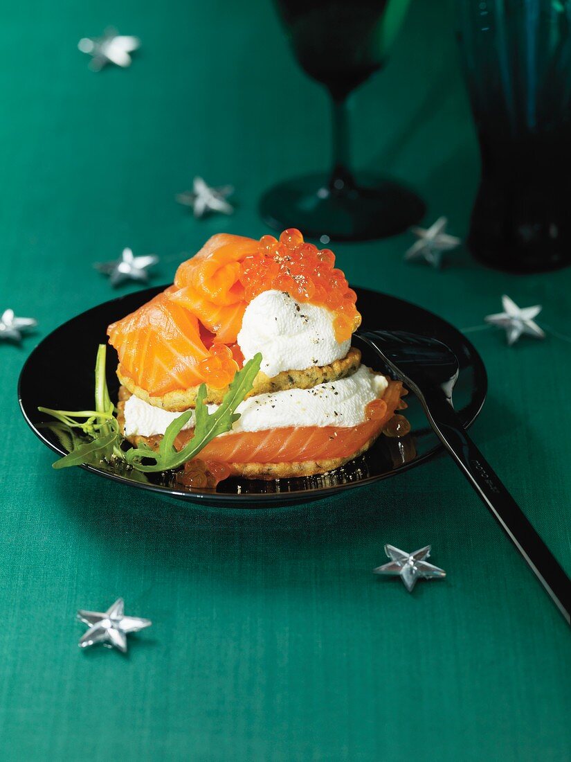 Lentil biscuits with smoked salmon and yogurt dumplings