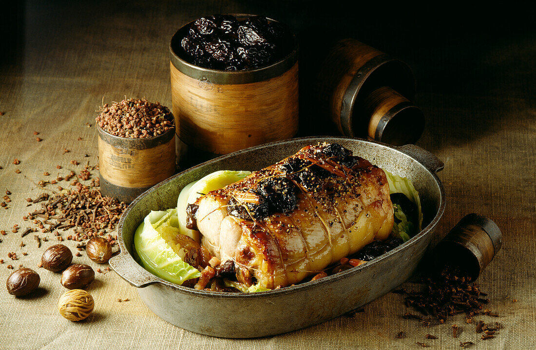 Roast pork with prunes and nutmeg