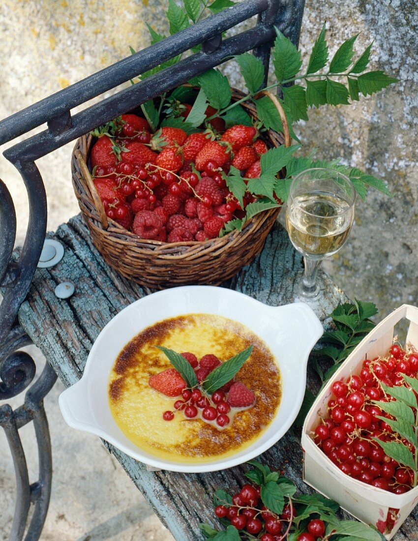 Quarkgratin mit Beeren