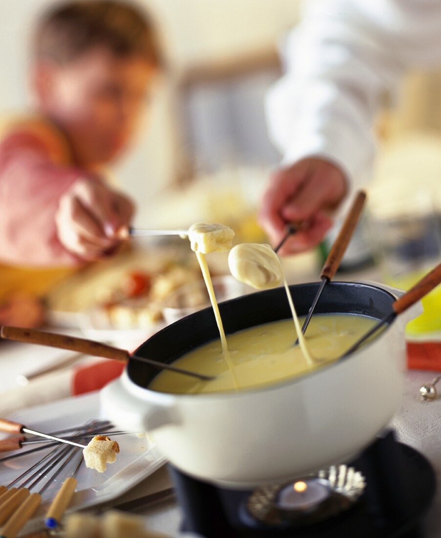 swiss cheese fondue setting