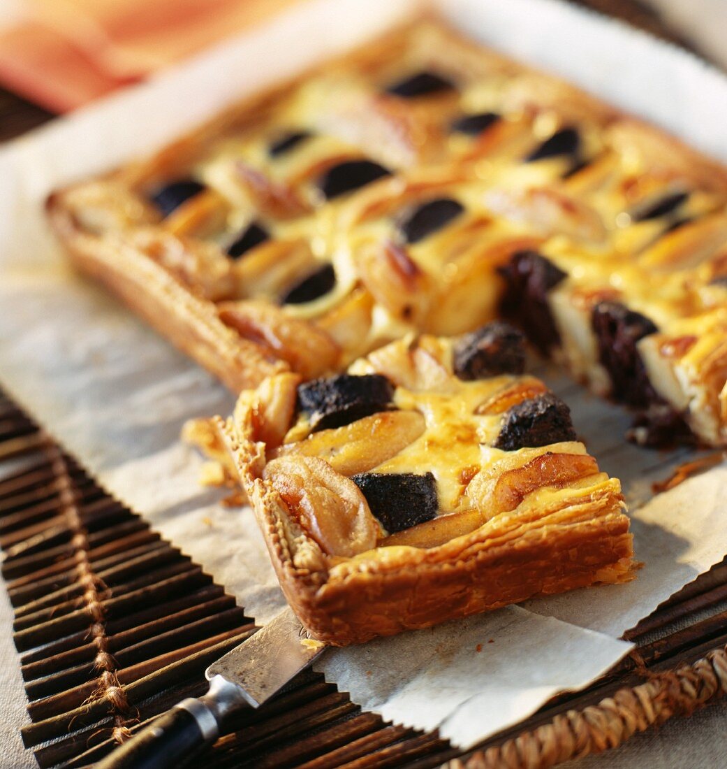 Blood sausage and apple tart