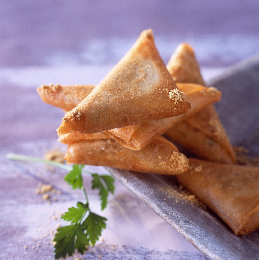 Samosa (Frittierte gefüllte Teigtaschen, Indien)