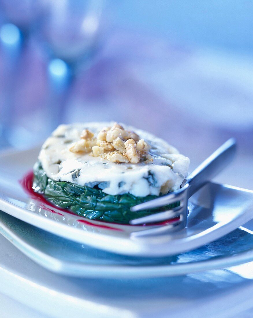 Spinach with roquefort