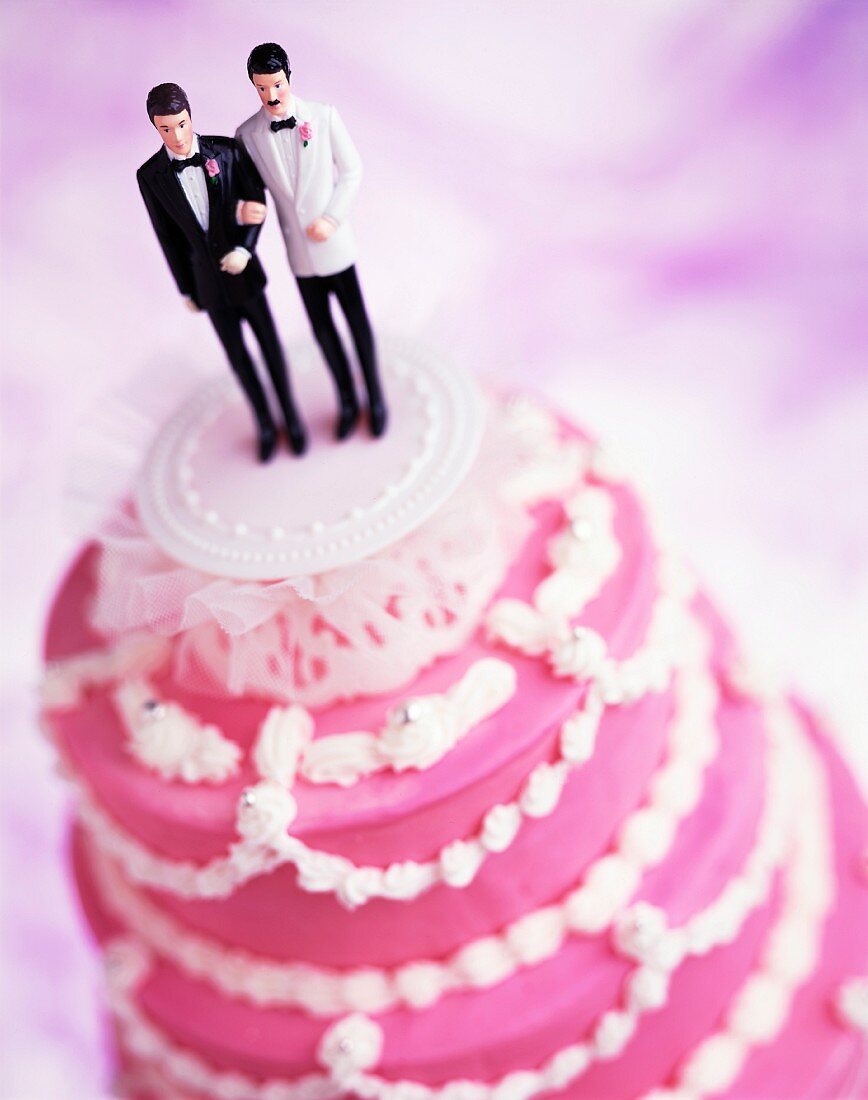 wedding cake for homosexual couple