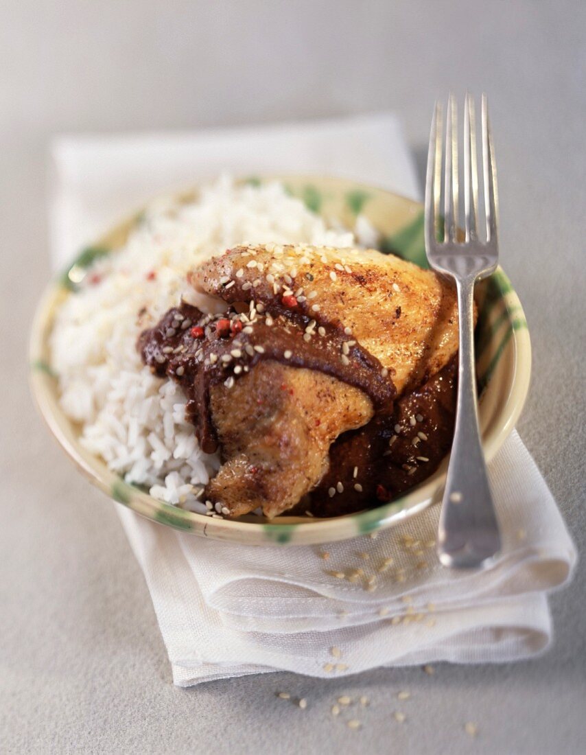 Chicken and rice in chocolate sauce