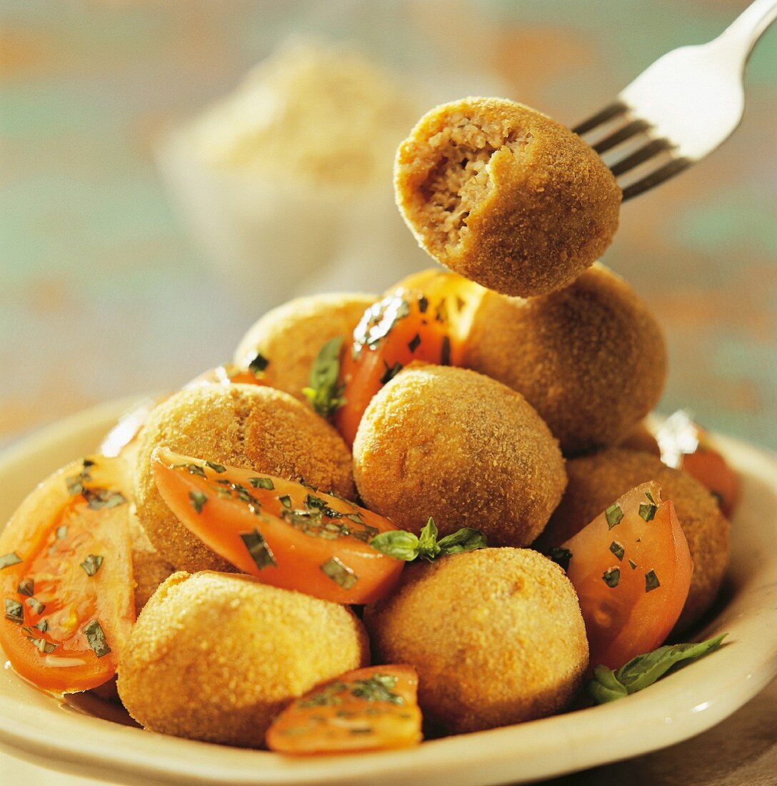 Fried chickpea balls