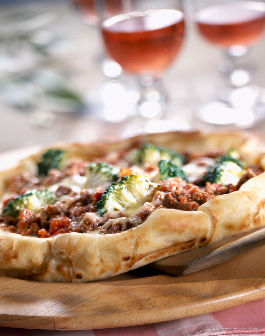 mince and broccoli pizza