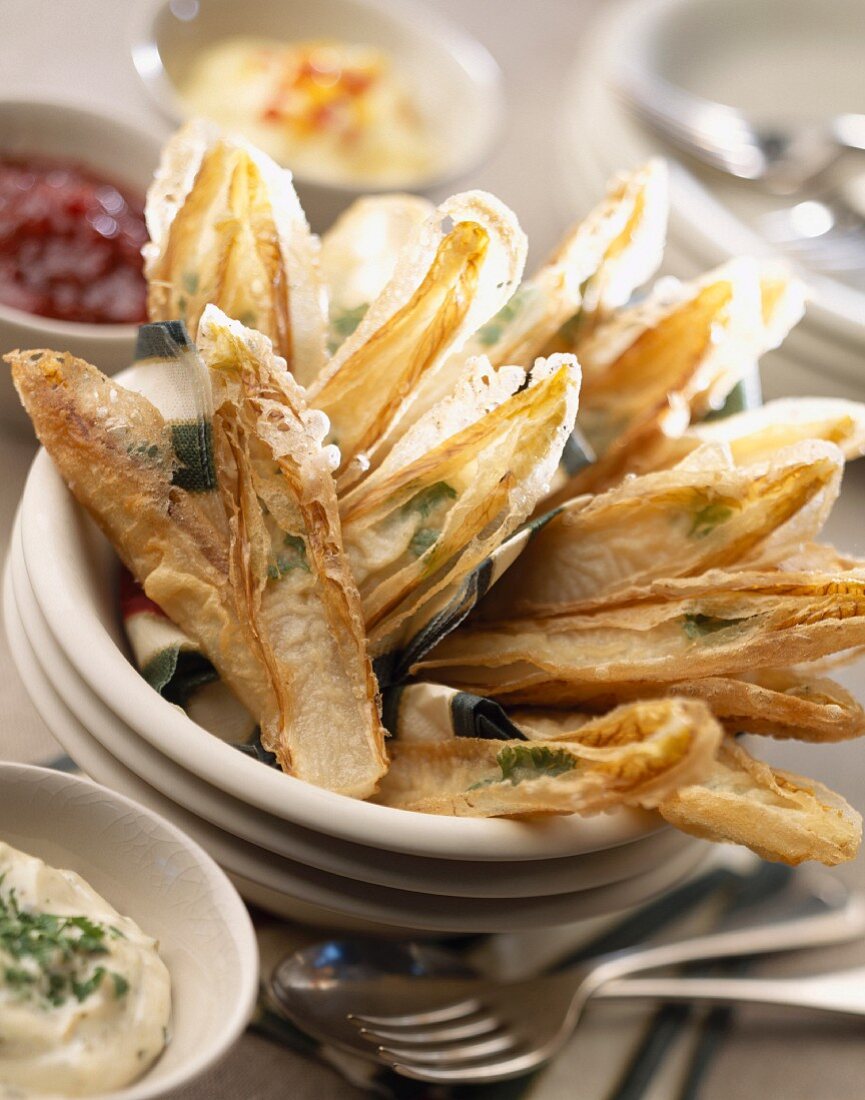 Fried chicory leaves