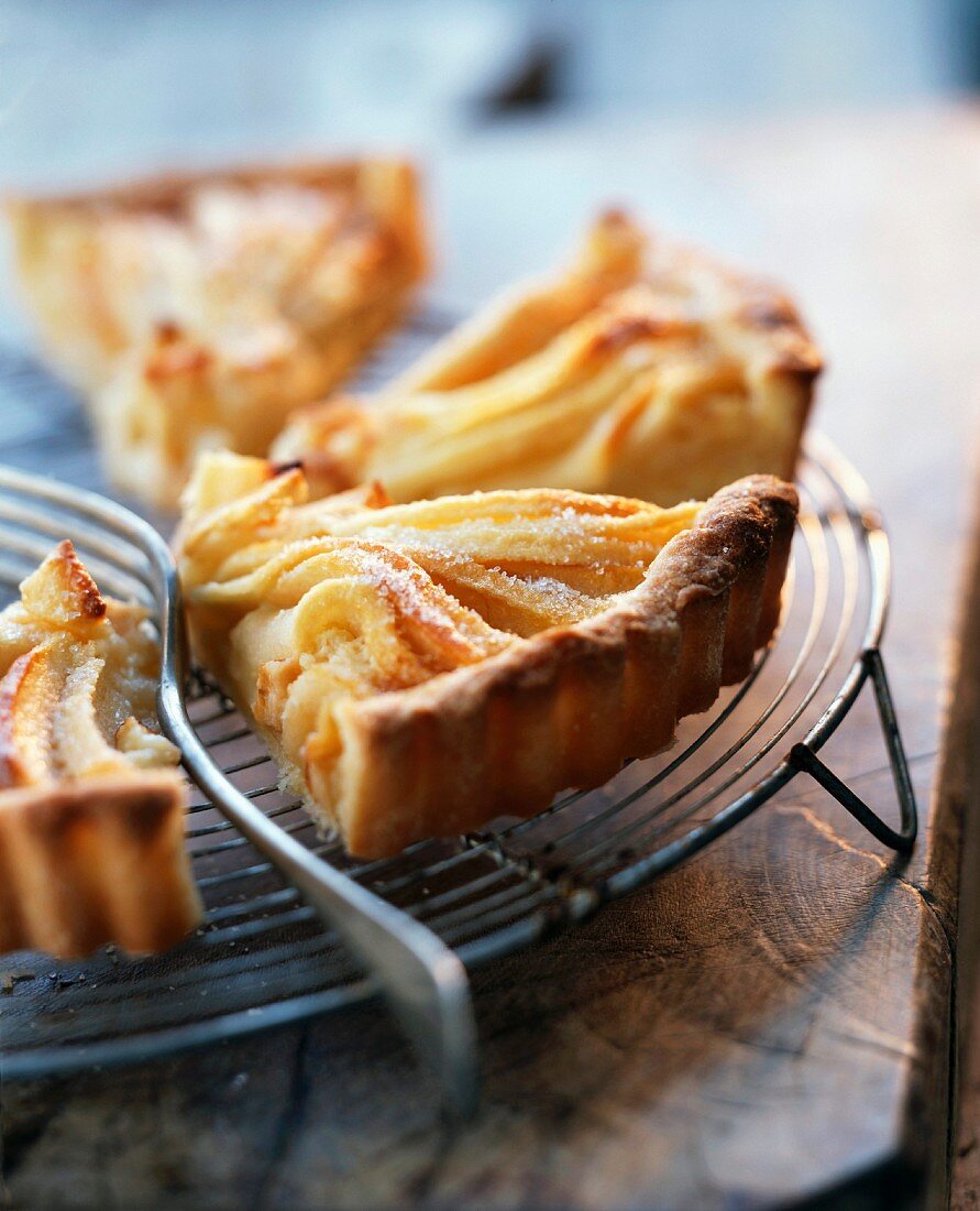 Country apple tart