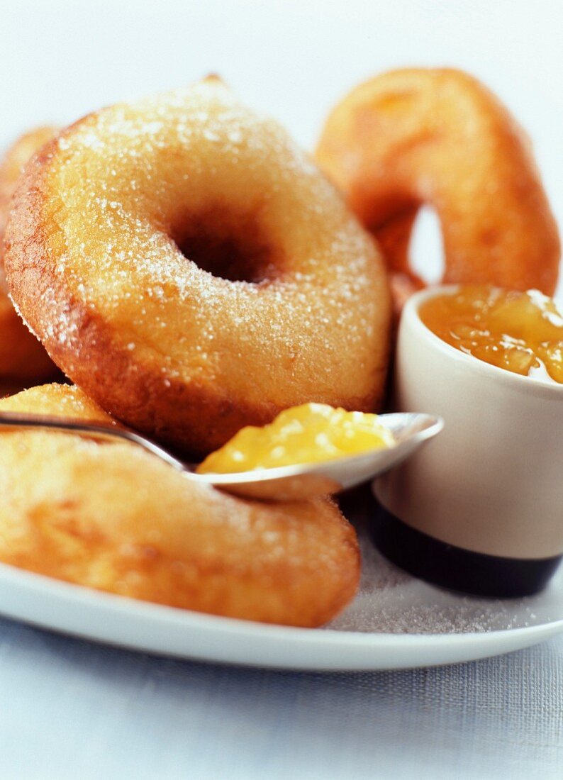 Apfelbeignets mit Calvados