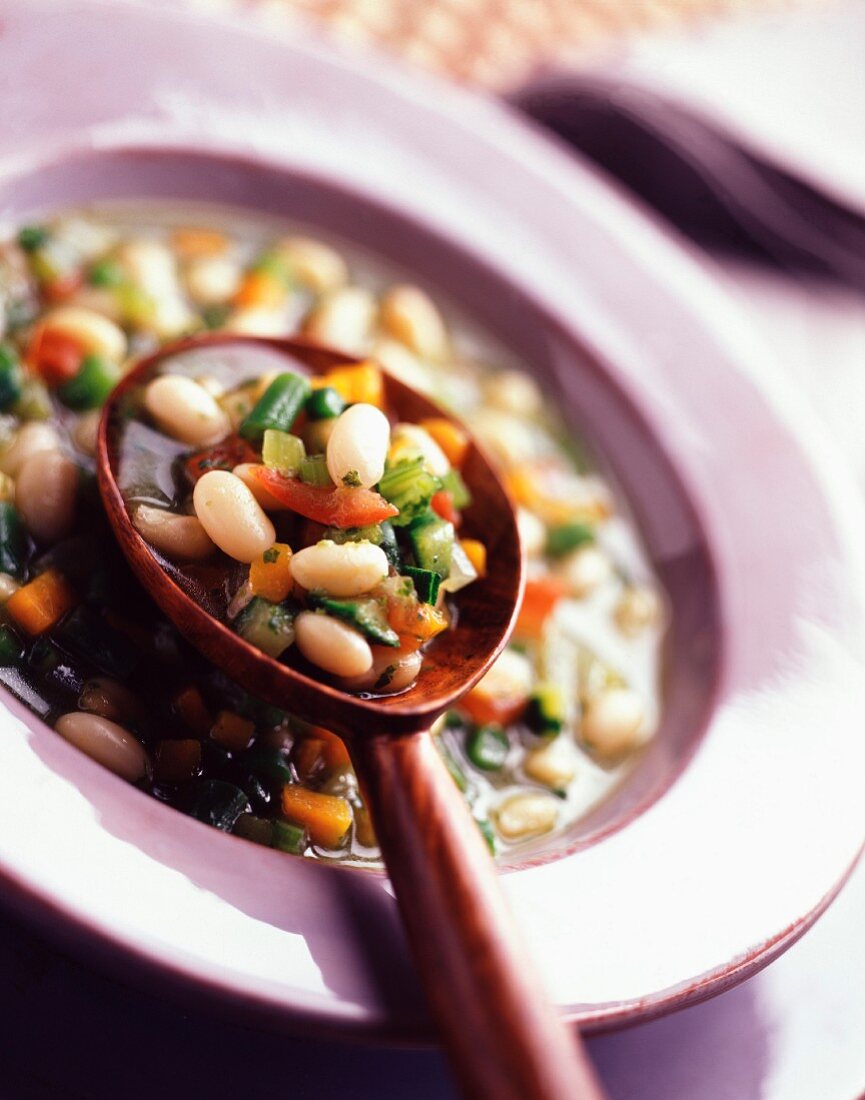 Pistou garlic, basil and vegetable soup