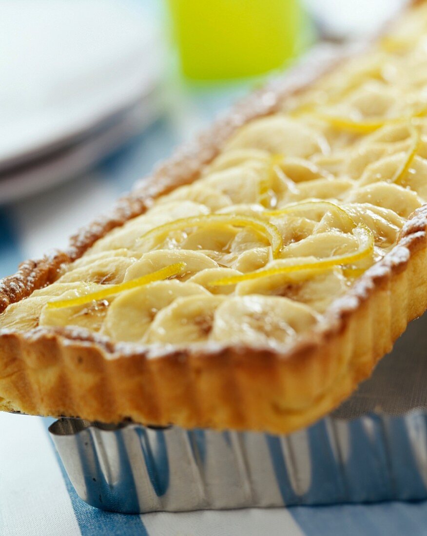 Banana and lime tart