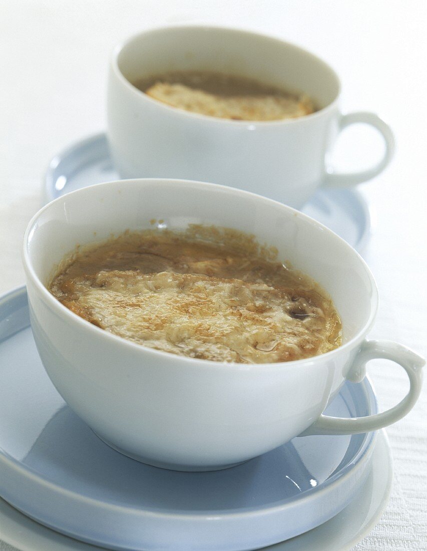 Soupe à l'oignon (Französische Zwiebelsuppe)