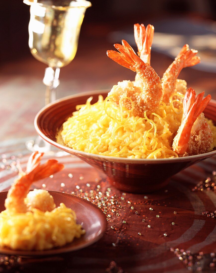 Prawns with sesame seeds and saffron risotto