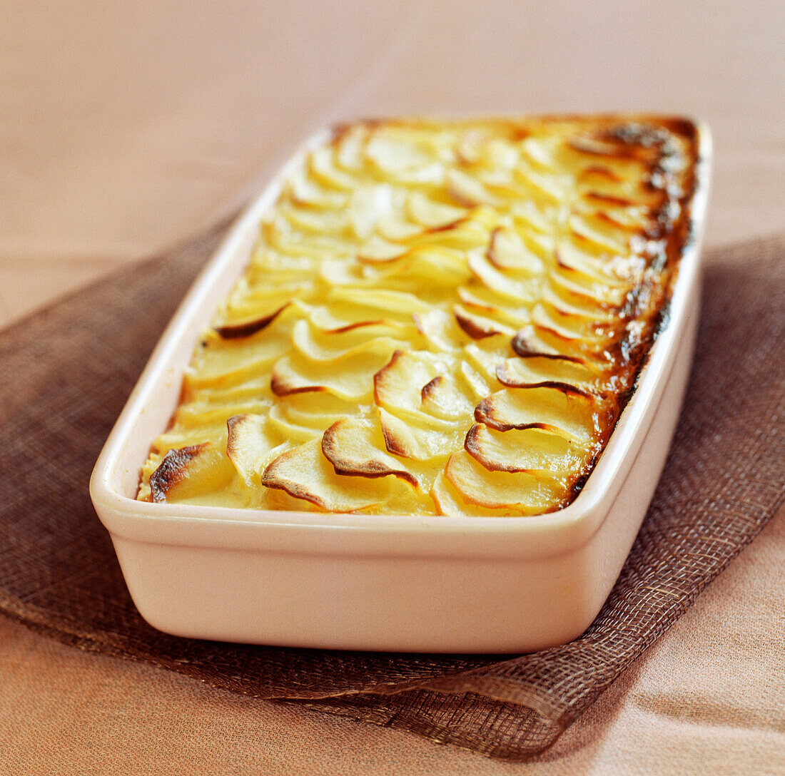 Gratin dauphinois potato bake