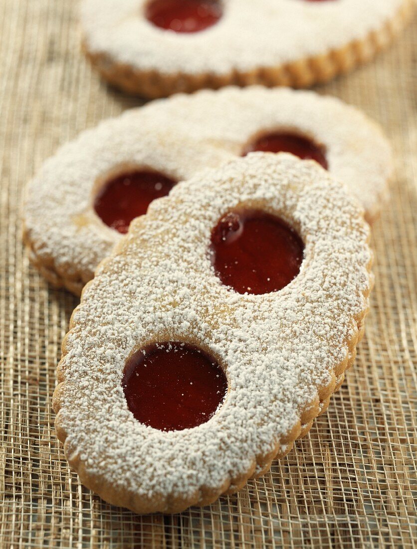 Strawberry jam biscuit cakes