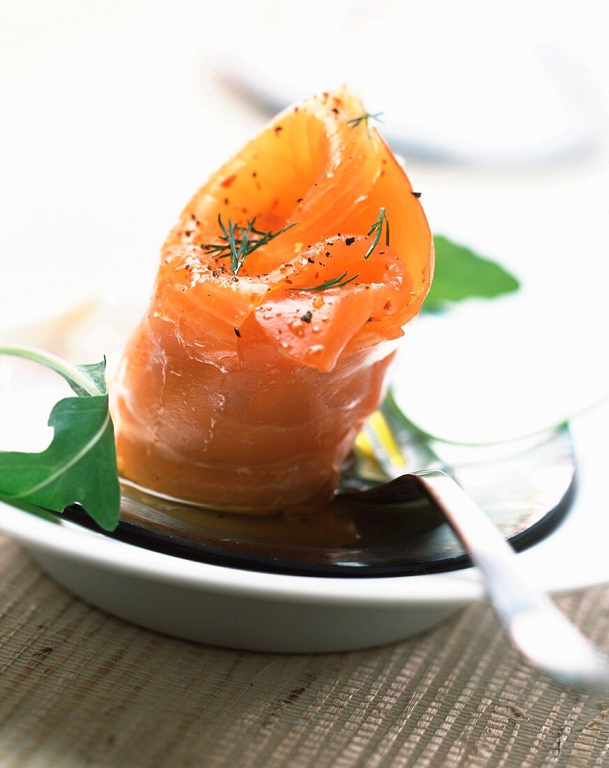 Rolled smoked salmon with fennel