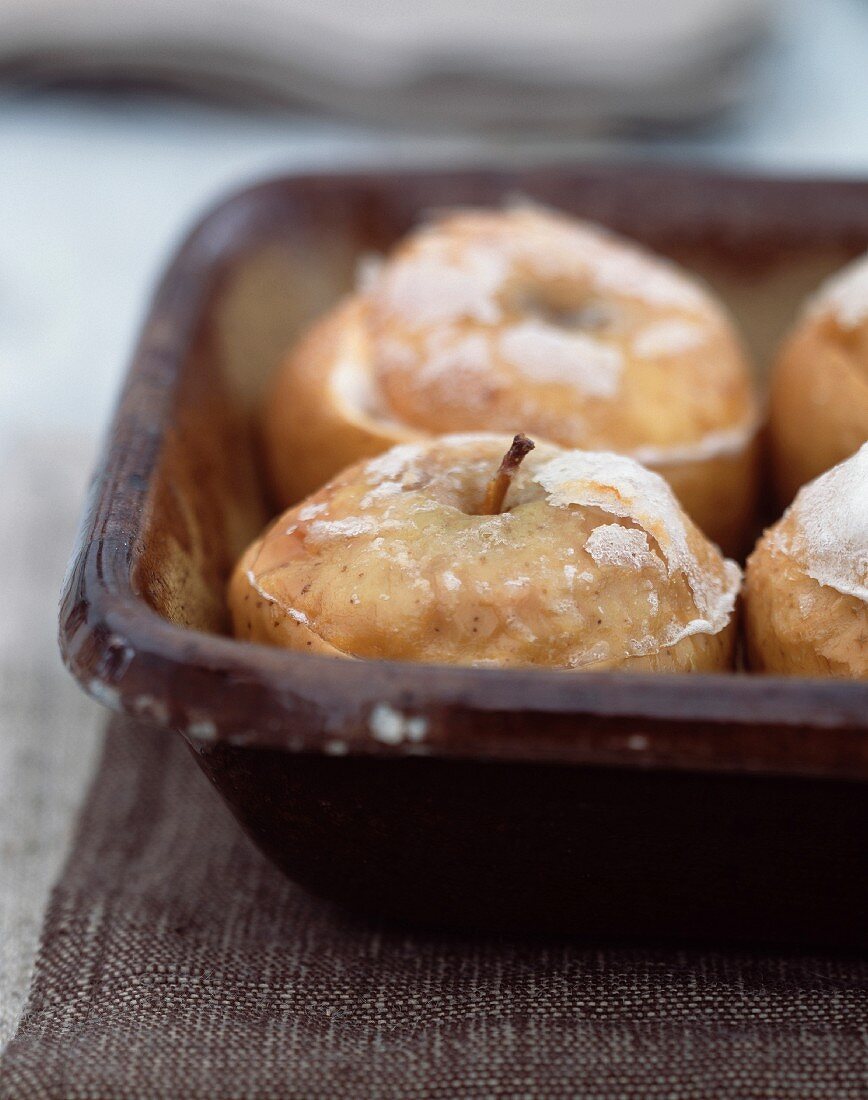 Baked apples