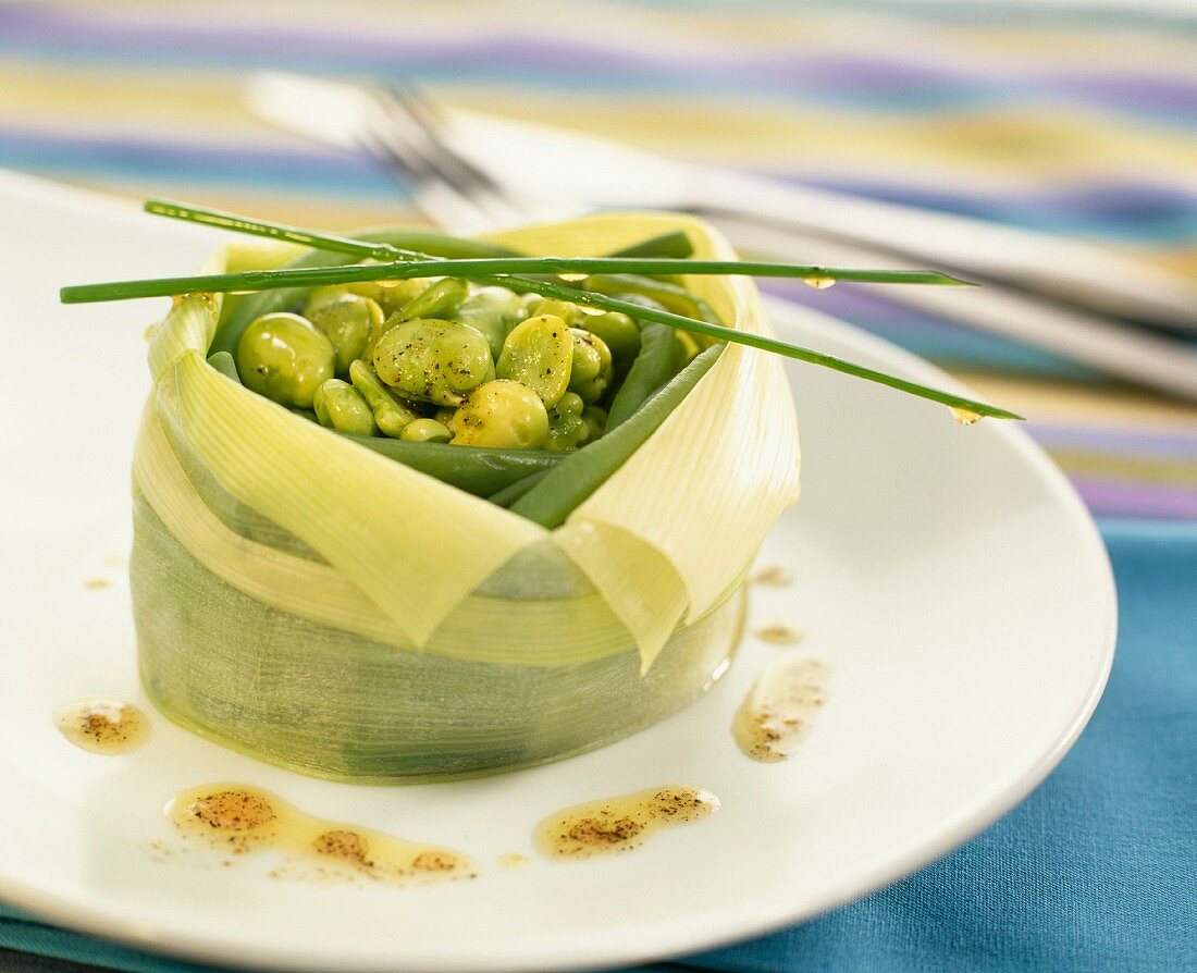 Timbale mit grünen Bohnen und Saubohnen