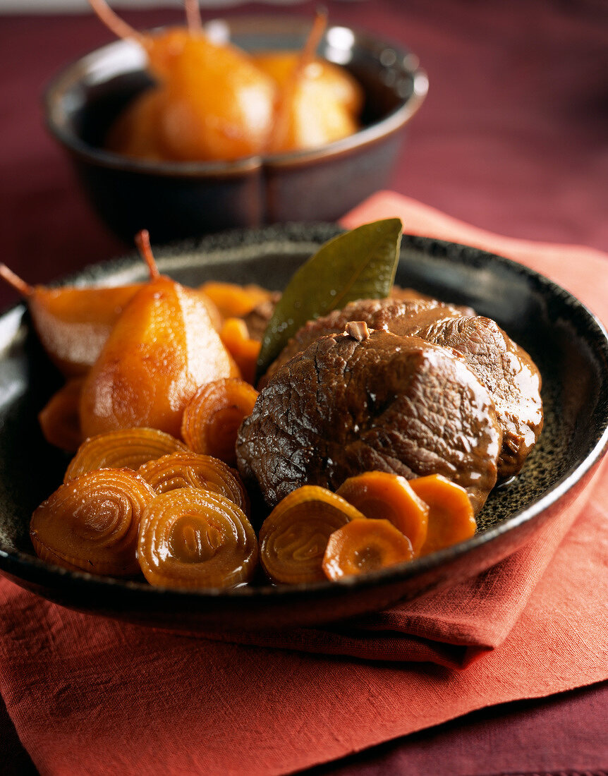 Beef with carrots and pears