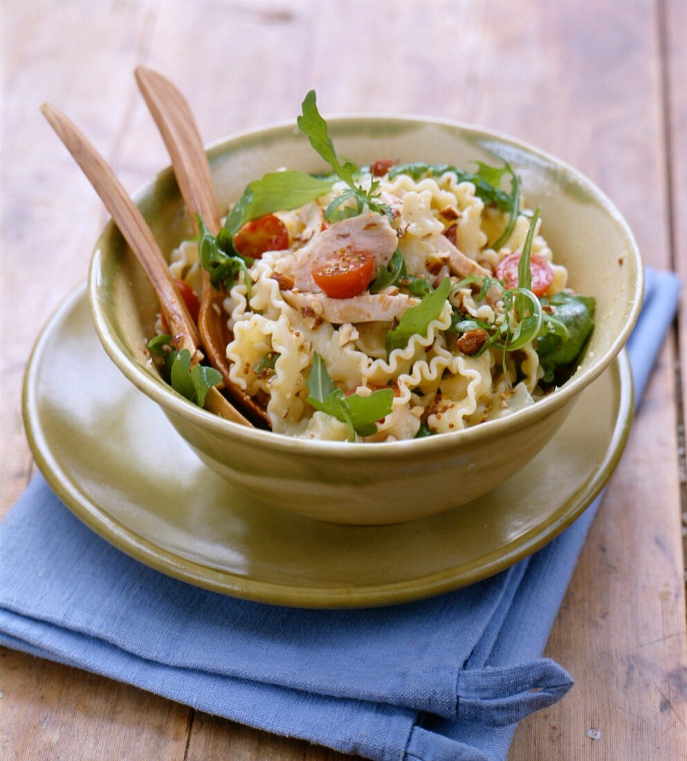 Nudelsalat mit Schinken