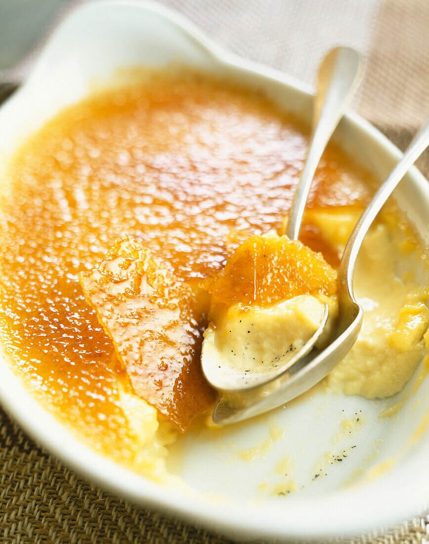 vanilla creme brulee (topic: kids' treats)