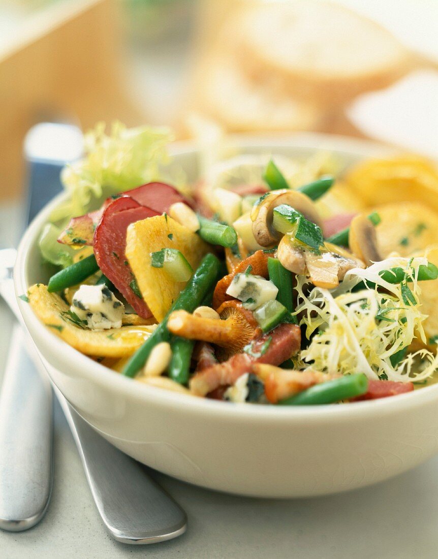 Salade Sarladaise (Traditioneller Kartoffelsalat aus der Dordogne)