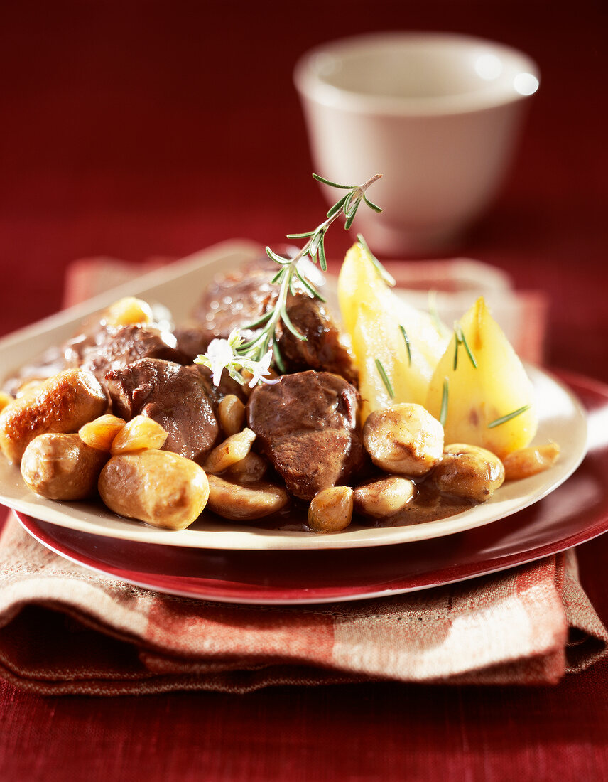 Sauteed venison with white sausage