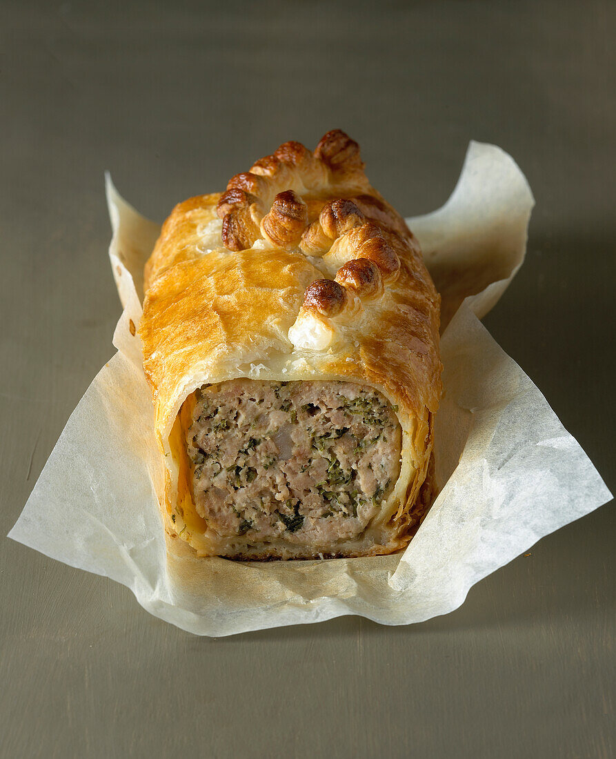 meat pate in pastry (topic: terrines)