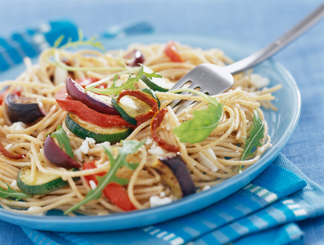 spaghetti with vegetables