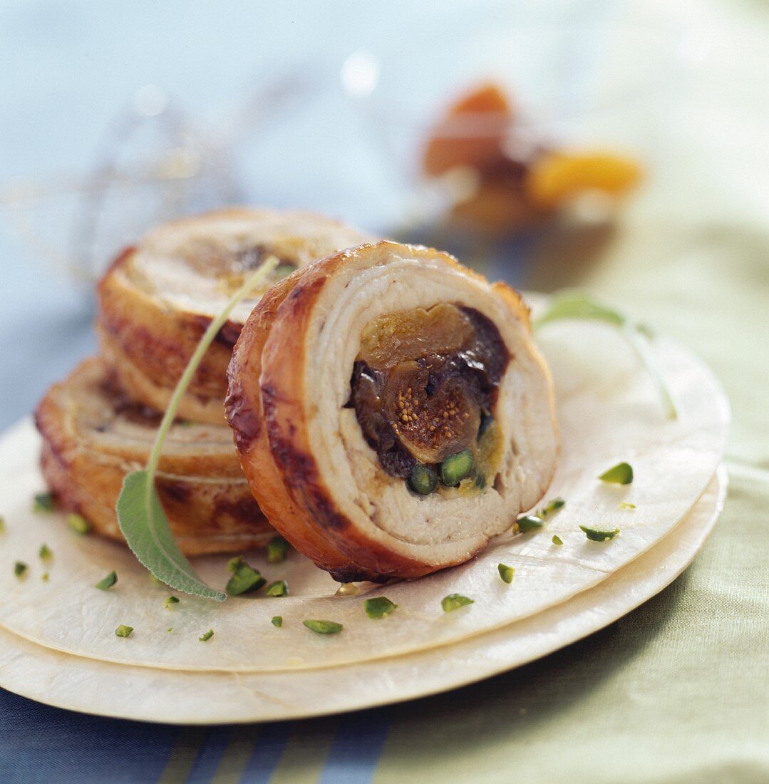 Gefüllte Kalbsbrust mit Sommerfrüchten