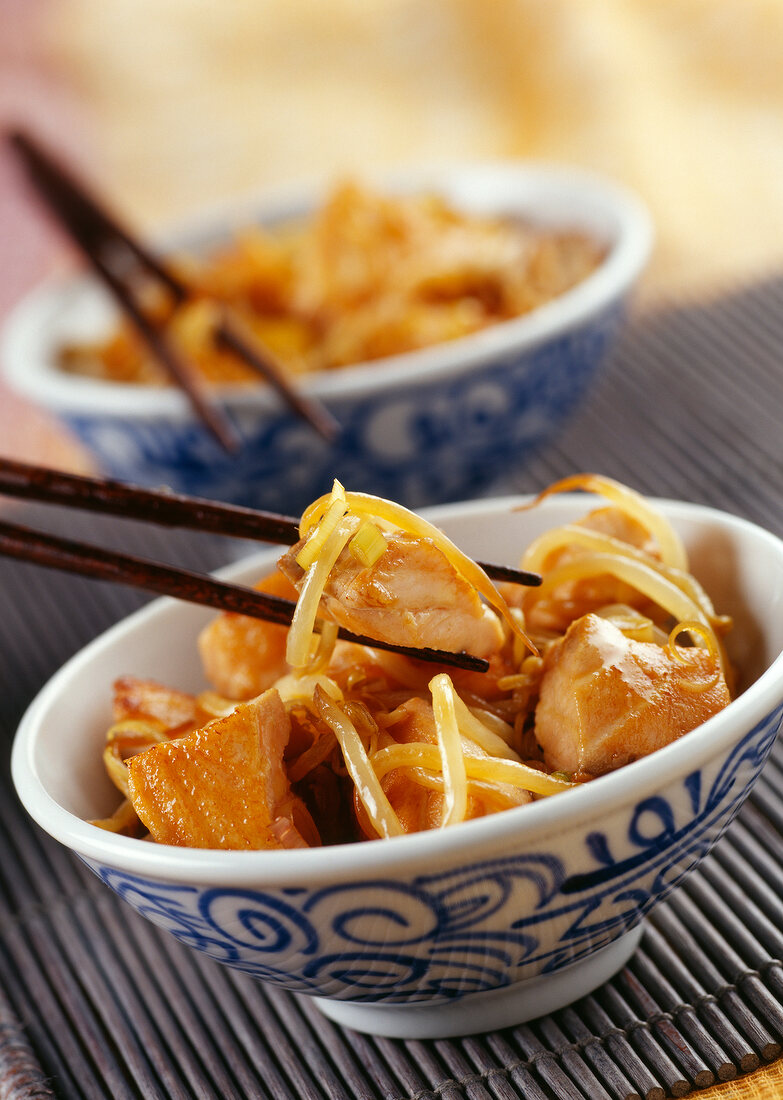 Sauteed salmon with beansprouts