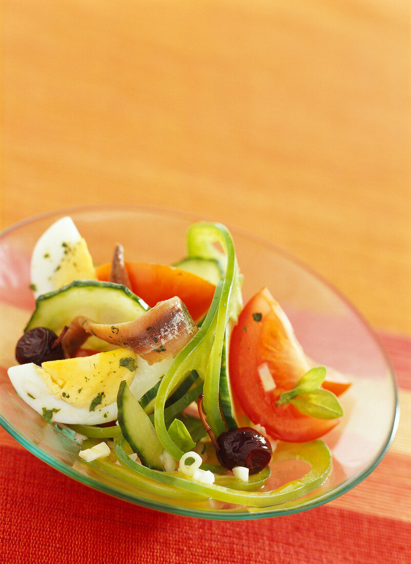 Mixed Niçoise salad