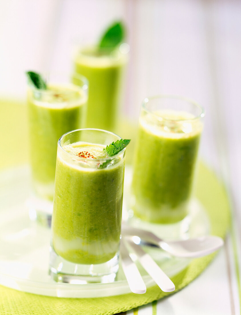 chilled creamed pea soup