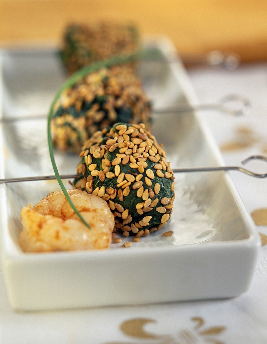 spinach balls with sesame and shrimps