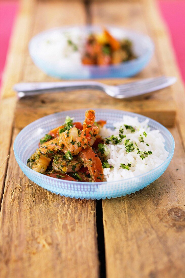 Shrimps sauteed with fresh mint
