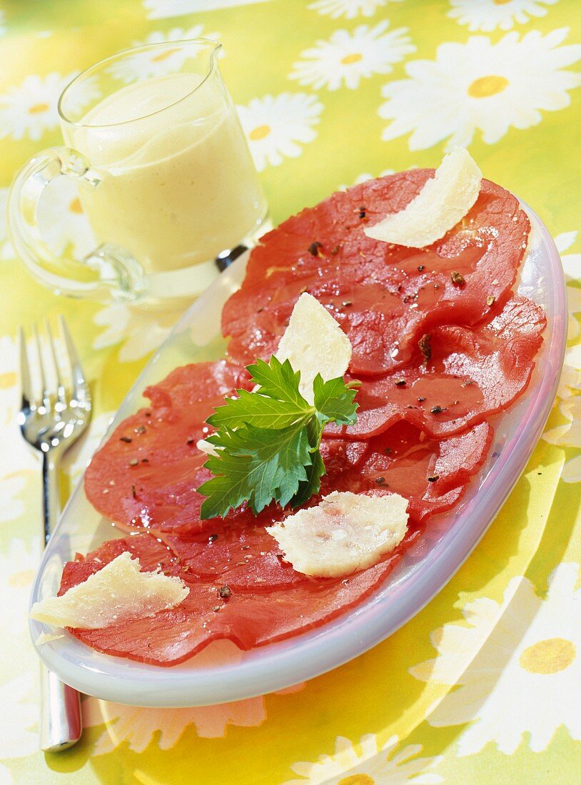 Rindercarpaccio mit Steinpilzöl