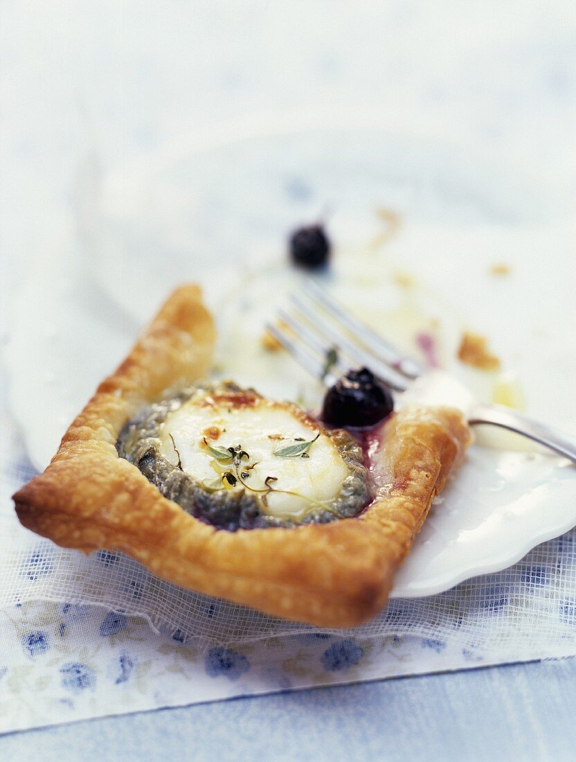 Goat cheese and blueberry puff-pastry tartlets