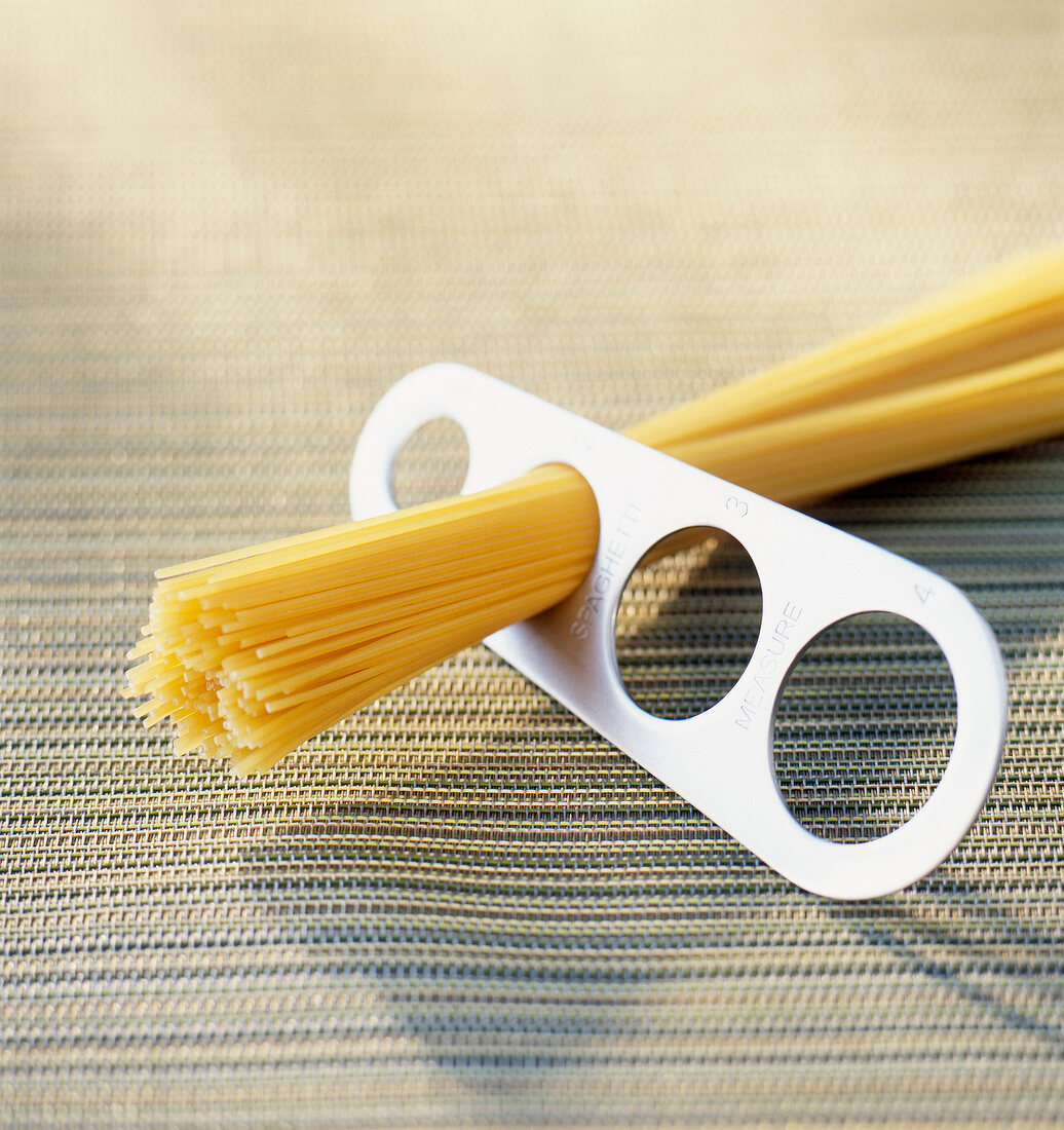 Spaghetti mit Messgerät