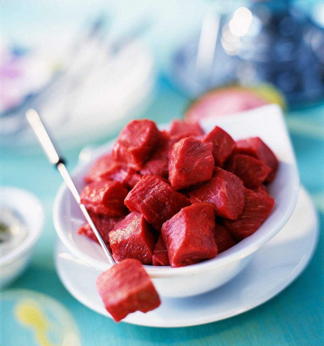 Rohe Rindfleischwürfel für Fondue Bourguignonne