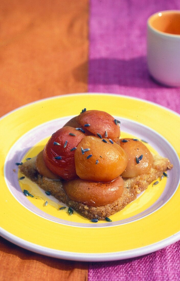 Provençal apricot tart with lavender
