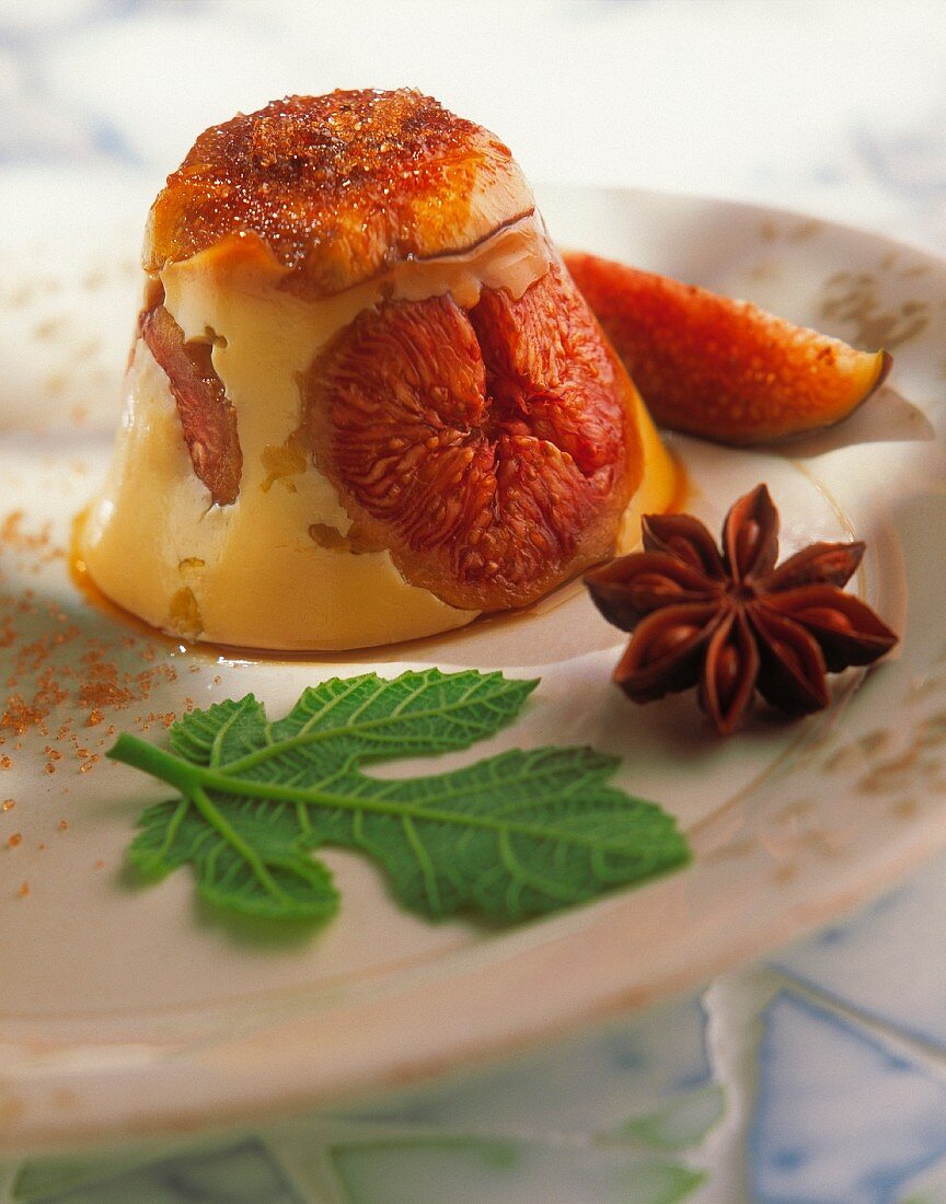 Crème caramel with figs