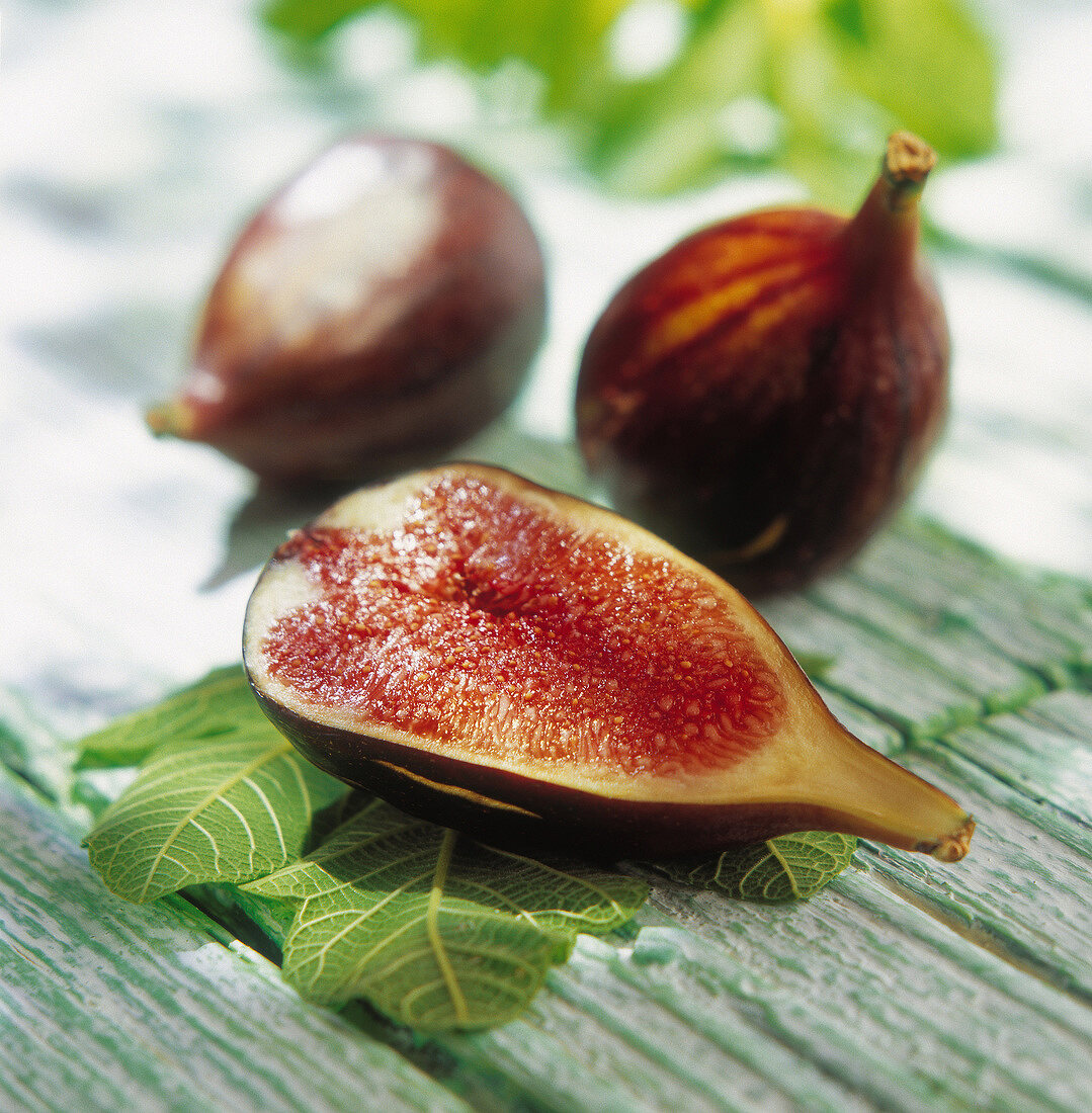 Fresh figs outdoors